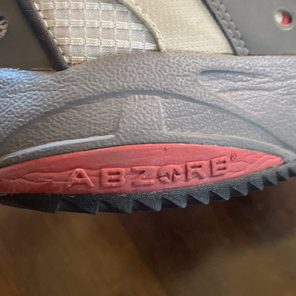 New Balance‎ ABZORE Outdoor Hiking Shoes Men's 11 White Gray MT608TR All Terrain - Picture 9 of 11